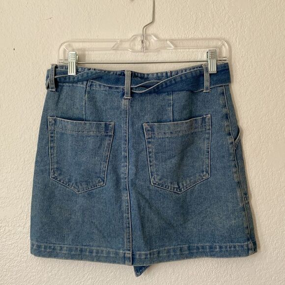 Forever 21 Light Denim Skirt - Picture 3 of 4